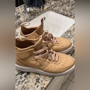 Nike AirForce Platform
